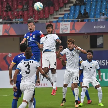 ମୁମ୍ବାଇ, ଏଟିକେ ମୁଖ୍ୟ ପର୍ଯ୍ୟାୟରେ