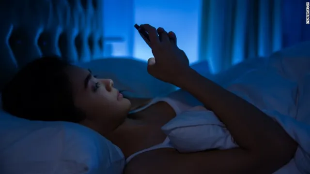 ବିଳମ୍ବିତ ରାତ୍ରି ପର୍ଯ୍ୟନ୍ତ ନିଦ୍ରା ହେଉ ନାହିଁ କି? ଆପଣାନ୍ତୁ ଏହି ପ୍ରକ୍ରିୟା