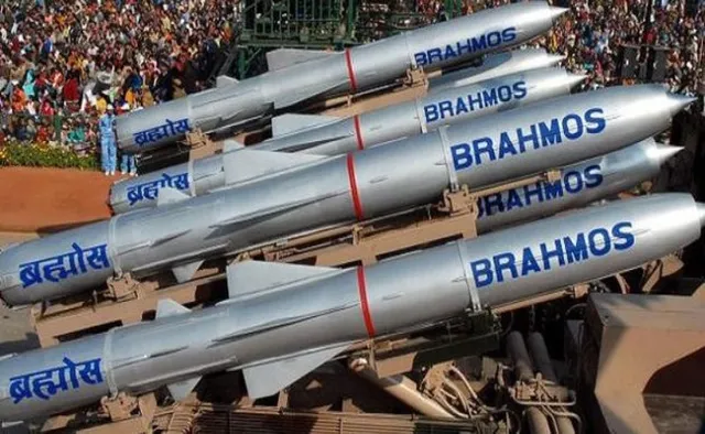 ଚୀନକୁ ଘେରିବାକୁ ଭାରତଠାରୁ ବ୍ରହ୍ମୋସ କ୍ଷେପଣାସ୍ତ୍ର କିଣିବ ଫିଲିଫାଇନ୍ସ