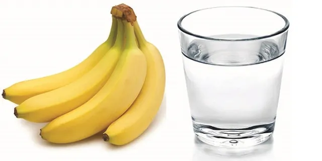 ଗରମ ପାଣି ସହ କଦଳୀ ଖାଇଲେ ଓଜନ କମିବା ସହ ମିଳିବ ଆହୁରି ଅନେକ ଫାଇଦା