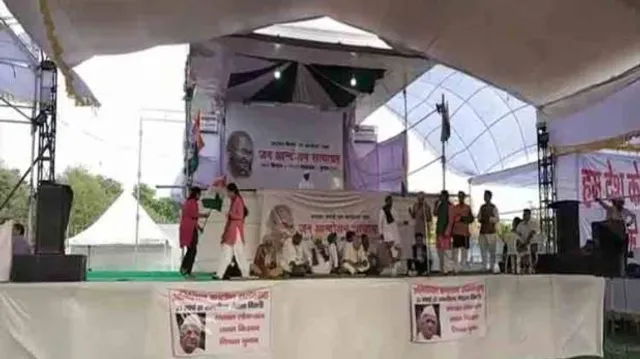 ଆନ୍ନା ହଜାରେଙ୍କ ଆନ୍ଦୋଳନ: ରାମଲୀଳା ମଇଦାନରେ ଦେଖାଯାଉନି ଭିଡ