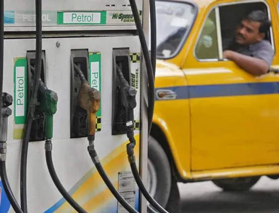 ଖୁବ୍‌ଶୀଘ୍ର ଆସିବ ବିଏସ-୬ ପେଟ୍ରୋଲ ଓ ଡିଜେଲ! ଜାଣନ୍ତୁ ଏହାର କ’ଣ ରହିଛି ଫାଇଦା