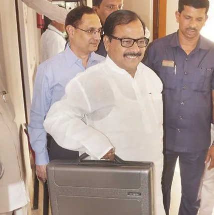 ୧ଲକ୍ଷ ୨୦ ହଜାର କୋଟିର ବଜେଟ୍‌ : ଫୋକସ୍‌ରେ ବିକାଶ