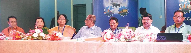 ପ୍ରଯୁକ୍ତି ବିଦ୍ୟା ସହ ତାଳ ଦେଇ ଚାଲିବାକୁ ପଡ଼ିବ