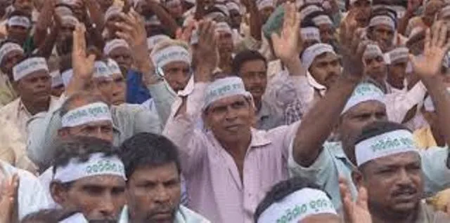 ସତ୍ୟାଗ୍ରହୀଙ୍କୁ ଭେଟିଲା ୫ଜଣିଆ ବିଜେଡି ବିଧାୟକଦଳ