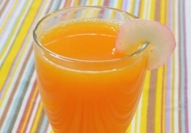 ବୁଡ଼େଇଦେଲେ ‘କାଜୁ ଆପଲ୍‌ ଜୁସ୍‌’