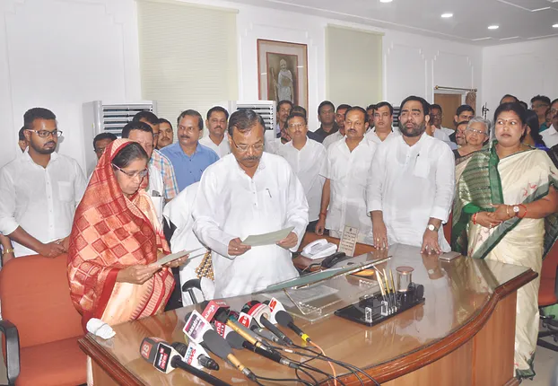 ବିଧାୟିକା ରୀତା ସାହୁ ଶପଥ ନେଲେ