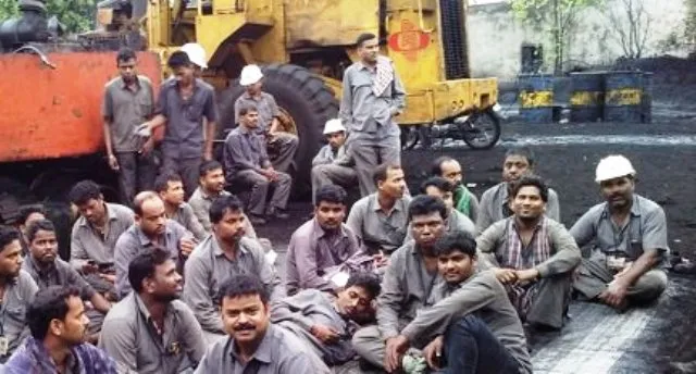 ପାରାଦୀପ : ଓଏସଏଲ ଡ୍ରାଇଭର, ଲୋଡରଙ୍କ କାର୍ଯ୍ୟବନ୍ଦ ଆନ୍ଦୋଳନ