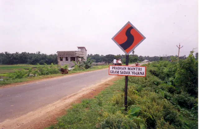 ପ୍ରଧାନମନ୍ତ୍ରୀ ଗ୍ରାମ ସଡ଼କ ଯୋଜନାରେ ୫ବର୍ଷରେ ୨୪୮୯୩ କି.ମି ରାସ୍ତା ନିର୍ମାଣ