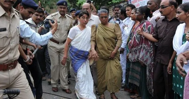 ନରୋଦା ପଟିୟା ମାମଲା: ମାୟା କୋଦନାନି ଦୋଷମୁକ୍ତ; ବାବୁ ବଜରଙ୍ଗୀଙ୍କ ଦଣ୍ଡାଦେଶ କାଏମ ରଖିଲେ ଗୁଜୁରାଟ ହାଇକୋର୍ଟ