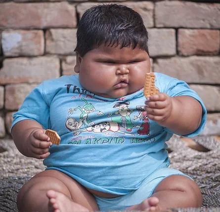 ବୟସ ଅନୁସାରେ ଓଜନ ଅଧିକ ହେବା ଶିଶୁଙ୍କ ଯକୃତ ପାଇଁ କ୍ଷତିକାରକ