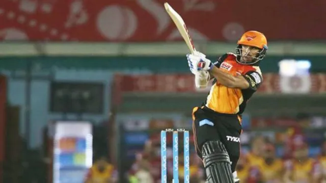 ଆଇପିଏଲ୍‌ ୧୧: ରୋମାଞ୍ଚକ ମ୍ୟାଚ୍‌ରେ ମୁମ୍ବାଇକୁ ୧ ଓ୍ଵିକେଟ୍‌ରେ ହରାଇଲା ହାଇଦ୍ରାବାଦ