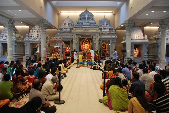 ପୂଜା କଲେ ମିଳେ ଏହି ସବୁ ଫାଇଦା, ଜାଣନ୍ତୁ ବୈଜ୍ଞାନିକ କାରଣ