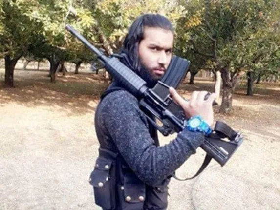 ହିଜବୁଲ ଆତଙ୍କବାଦୀ ସମୀର ଟାଇଗର ଏନ୍‌କାଉଣ୍ଟରରେ ନିହତ: ସେନା ଉପରକୁ ଢ଼େଲାମାଡ଼