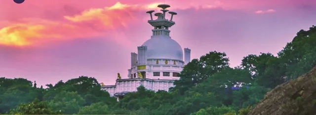 ଶାନ୍ତିସ୍ତୂପରେ ୩ କୋଟିର ସମ୍ପତ୍ତି ନଷ୍ଟ, ପାର୍କିଂ ସ୍ଥଳରୁ ହଟିନି ୧୧ କେଭି ବିଦ୍ୟୁତ୍‌ ତାର