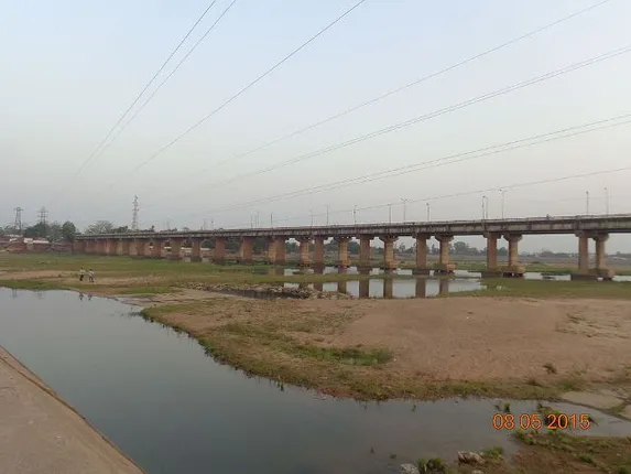 ମହାନଦୀରେ ୨୨ ସେତୁ, କେବଳ କଟକରେ ୮