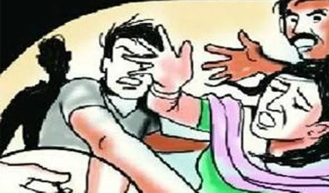 ଅଙ୍ଗନବାଡ଼ି ସହାୟିକା ଚୟନ ବେଳେ ଗଣ୍ଡଗୋଳ: ମହିଳାଙ୍କୁ ଘୋଷାରି ପିଟିଲେ