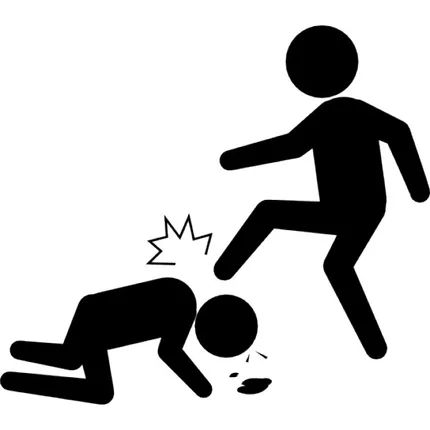 ଚିକିତ୍ସା କରିବାକୁ ନେଇ ପିଟିଲେ