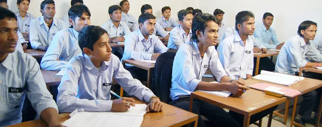 ଘୋଷଣାରେ ଅଟକିଛି ଗୁଣାତ୍ମକ ଶିକ୍ଷା : ବିଧାନସଭାରେ ବିଧାୟକଙ୍କ ଉଦ୍‌ବେଗ