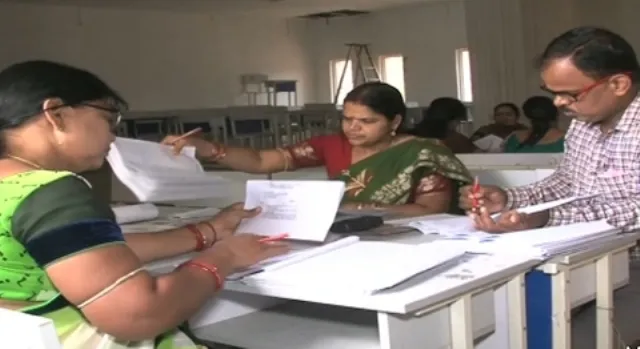 ଯୁକ୍ତ ୨ ଖାତାଦେଖା ବିଭ୍ରାଟ ପ୍ରସଙ୍ଗ : ଅଧ୍ୟାପକ ଓ ପରିଷଦ ମଧ୍ୟରେ ଘନେଇଲା ବିବାଦ