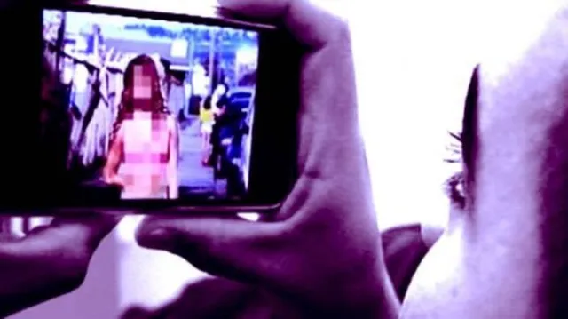 ହ୍ଵାଟସ୍‌ ଆପ୍‌ରେ ଭାଇରାଲ ହୋଇଥିବା ଝିଅ ଦୁଷ୍କର୍ମର ଭିଡିଓକୁ ଦେଖିଲେ ମା’, ଧରାପଡ଼ିଲା ଦୁଷ୍କର୍ମକାରୀ