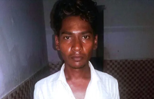 ସୋସିଆଲ ମିଡିଆରେ  ପୁଣି ଜଣେ ଯୁବତୀଙ୍କ ଅଶ୍ଳୀଳ ଫଟୋ ଭାଇରାଲ୍‌