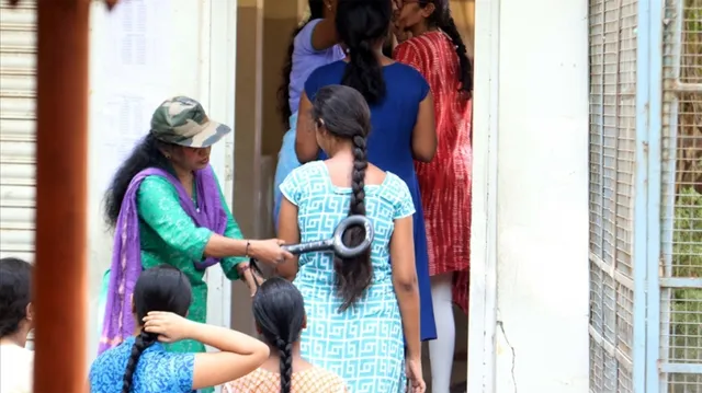 ନିଟ୍‌ ପରୀକ୍ଷା ଦେବାକୁ ଯିବା ପୂର୍ବରୁ ମହିଳା ପରୀକ୍ଷାର୍ଥୀଙ୍କୁ ଅନ୍ତବସ୍ତ୍ର କାଢ଼ିବାକୁ କହିଲେ ପରୀକ୍ଷକ; ଥାନାରେ ମାମଲା