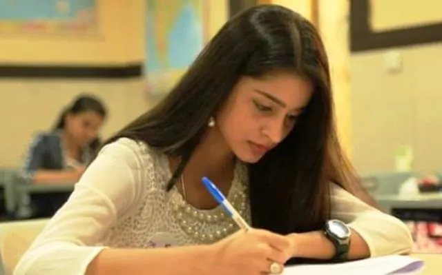 ଅଭିନୟ ଓ ପାଠରେ ୧ ନମ୍ବର ଓଲିଉଡ୍ ନାୟିକା ଭୂମିକା