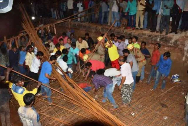 ବମିଖାଲ ଓଭରବ୍ରିଜ୍‌ ଦୁର୍ଘଟଣାରେ ଶ୍ରମିକ ମୃତ୍ୟୁ ଘଟଣା ; ବିଭାଗୀୟ ଯନ୍ତ୍ରୀଙ୍କୁ ଗିରଫ କରାଯାଉ: ଠିକାଦାର ମହାସଂଘ