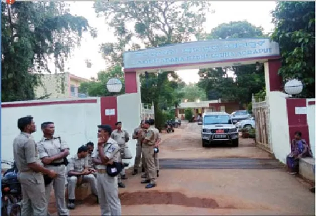 ଆସୁଛନ୍ତି ରାଜ୍ୟପାଳ : ପୁଲିସ ଛାଉଣିରେ କୋରାପୁଟ