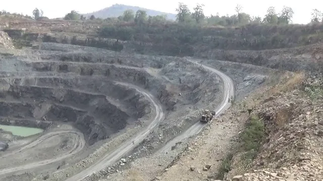 ଜରିମାନା ଜମା ପରେ ବେଆଇନ ଖଣିକୁ ମିଳିବ ପରିବେଶ ମଞ୍ଜୁରି