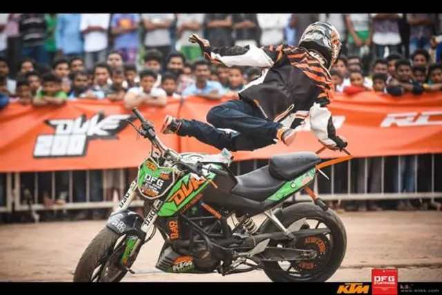 ଯାଜପୁର, ବ୍ରହ୍ମପୁରରେ କେଟିଏମ୍‌ର ଷ୍ଟଣ୍ଟ୍‌ ସୋ’