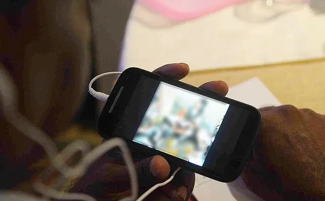 ଗୃହବନ୍ଦୀ ତରୁଣ ବର୍ଗ