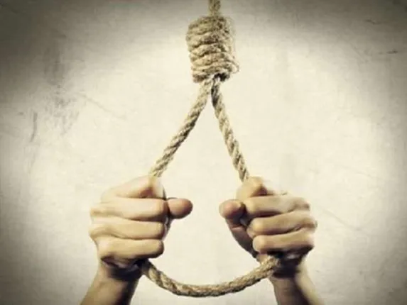 ନାବାଳିକା ପ୍ରେମରେ ପଡ଼ିବା କାଳହେଲା! ପ୍ରତାରିତ ହୋଇ ଆତ୍ମହତ୍ୟା କଲେ ୧୯ବର୍ଷିୟ ଯୁବକ