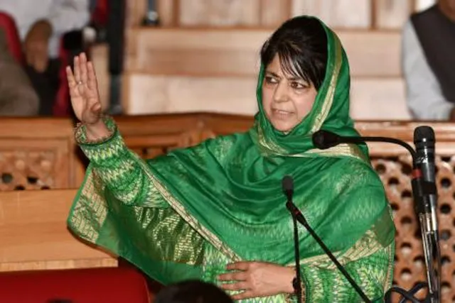 ରକ୍ତପାତ ବନ୍ଦ କରି କଥାବାର୍ତ୍ତା କରିବାକୁ ମେହବୁବାଙ୍କ ଆହ୍ଵାନ