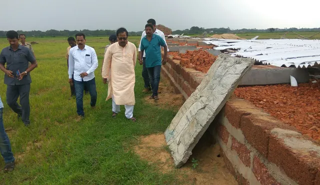 କାଳବୈଶାଖୀ ପ୍ରଭାବିତ ଅଞ୍ଚଳ ବୁଲିଲେ ଅର୍ଥମନ୍ତ୍ରୀ