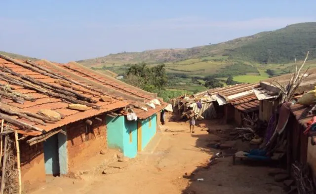 ସୀମା ବିବାଦକୁ ନେଇ ଗୃହ କମିଟିର ତନାଘନା : ହାଜର ହୋଇ ରିପୋର୍ଟ ଦେବେ ଜିଲ୍ଲାପାଳ, ଆର୍‌ଡିସି