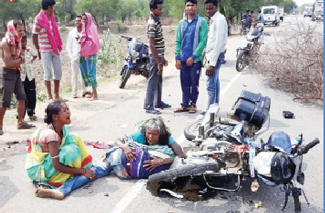 ବାଇକ୍‌-ଭ୍ୟାନ ଧକ୍କା: ଜଣେ ମୃତ,୨ ଆହତ