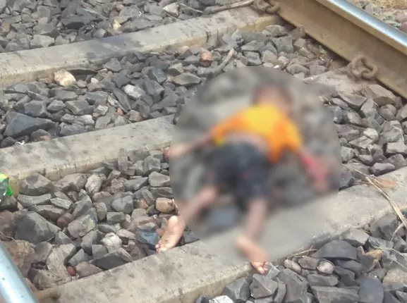 ରେଳ ଧାରଣାରେ ମୃତ ଶିଶୁ