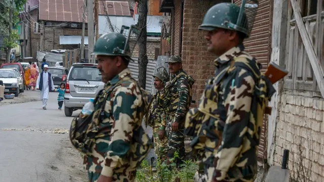 ବିଚ୍ଛିନ୍ନତାବାଦୀଙ୍କ ବନ୍ଦ ଡାକରା ଯୋଗୁଁ କଶ୍ମୀର ଉପତ୍ୟକାରେ ଜୀବନଯାତ୍ରା ବ୍ୟାହତ