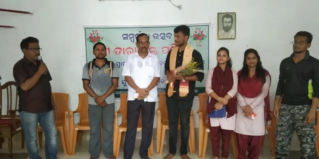 ପର୍ବତାରୋହୀଙ୍କୁ ସମ୍ବର୍ଦ୍ଧନା