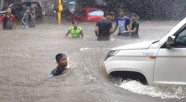 ବର୍ଷା ବିଭୀଷିକା, ୫ ରାଜ୍ୟରେ ମୃତ୍ୟୁ ସଂଖ୍ୟା ୪୬୫