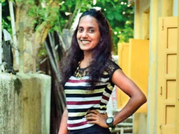 ଜୀବନ ହାରିଲେ ଅଭିନେତ୍ରୀମାନଙ୍କୁ ମୋଟରସାଇକେଲ୍‌ ଚାଳନା ତାଲିମ ଦେଉଥିବା ଚେତନା ପଣ୍ଡିତ