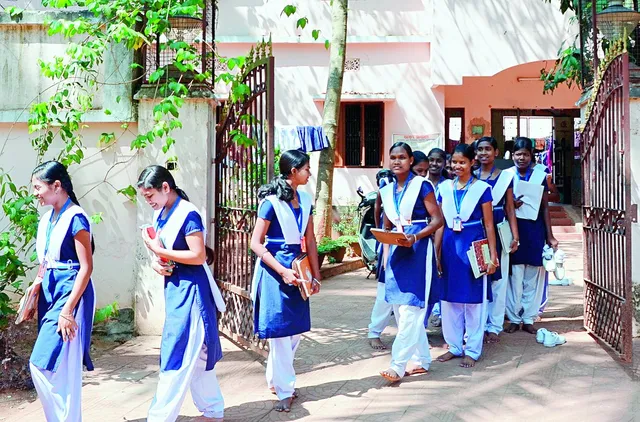 ପ୍ରବଳ ବର୍ଷା: କଟକ, ଭୁବନେଶ୍ୱରର ସମସ୍ତ ସ୍କୁଲକୁ ଛୁଟି ଘୋଷଣା କଲେ ଏସଆରସି