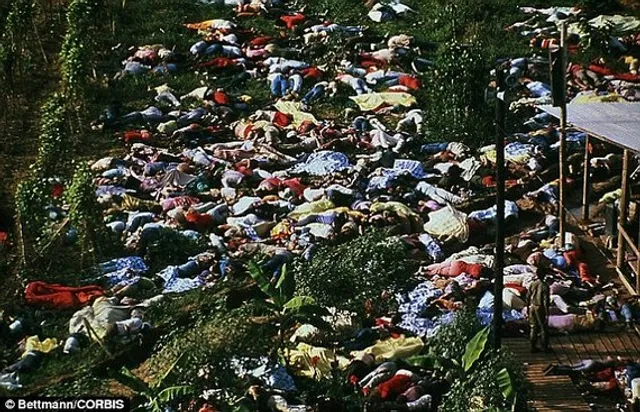 ଗଣ ଆତ୍ମହତ୍ୟା ନୂଆ ନୁହେଁ; ଏକକାଳୀନ ୯୧୩ ଜଣ ଆତ୍ମହତ୍ୟା କରିଥିବାର ମଧ୍ୟ ଦୃଷ୍ଟାନ୍ତ ରହିଛି!