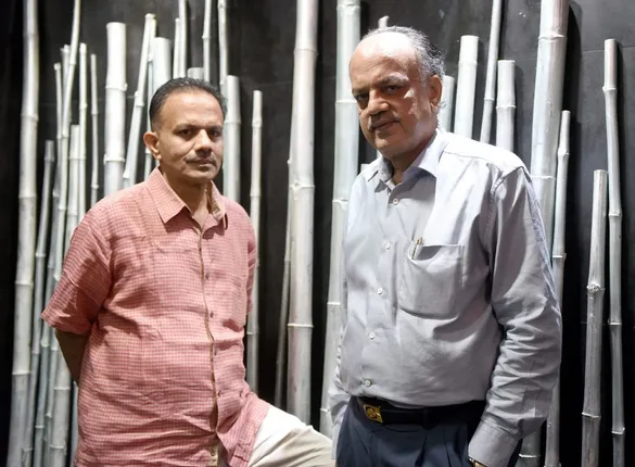 ଅଧାରୁ ପାଠ ଛାଡ଼ୁଥିବା ସୁରେଶଙ୍କ ଛୋଟ ଜଳଖିଆ ଦୋକାନ ଏବେ ୩୦୦ କୋଟିର ସଂଗୀତା ରେସ୍ତୋରାଁ ଚେନ୍‌ ! ଜାଣନ୍ତୁ କେମିତି ହେଲା ସମ୍ଭବ