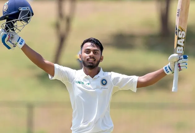 ଦ୍ୱିତୀୟ ଯୁବ ଟେଷ୍ଟ୍‌: ଶାହାଙ୍କ ଦ୍ୱିଶତକ; ଭାରତର ବିଶାଳ ସ୍କୋର୍‌ 