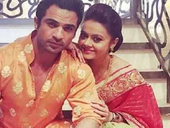 ବର୍ଷକ ପରେ ଛୋଟ ପରଦାକୁ ଫେରୁଛନ୍ତି ଏହି ଲୋକପ୍ରିୟ ଯୋଡି!