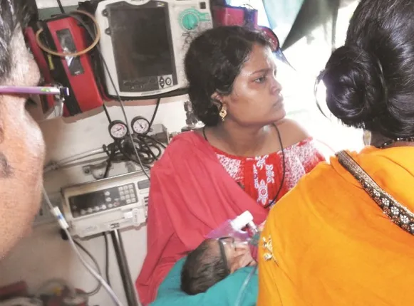 ମୁଖ୍ୟମନ୍ତ୍ରୀଙ୍କ କାରକେଡ୍‌ ପାଇଁ ଅଟକିଗଲା ଆମ୍ବୁଲାନ୍ସ