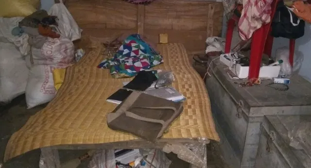 ଝରକା ତାଡ଼ି କଳା କନା ବୁଲାଇଲେ ଦୁର୍ବୃତ୍ତ